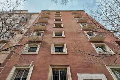 Piso de lujo en Madrid con balcón y gran amplitud en la calle Núñez de Balboa