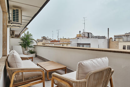 Piso de diseño en Madrid con terraza y altura privilegiada en la calle Maldonado