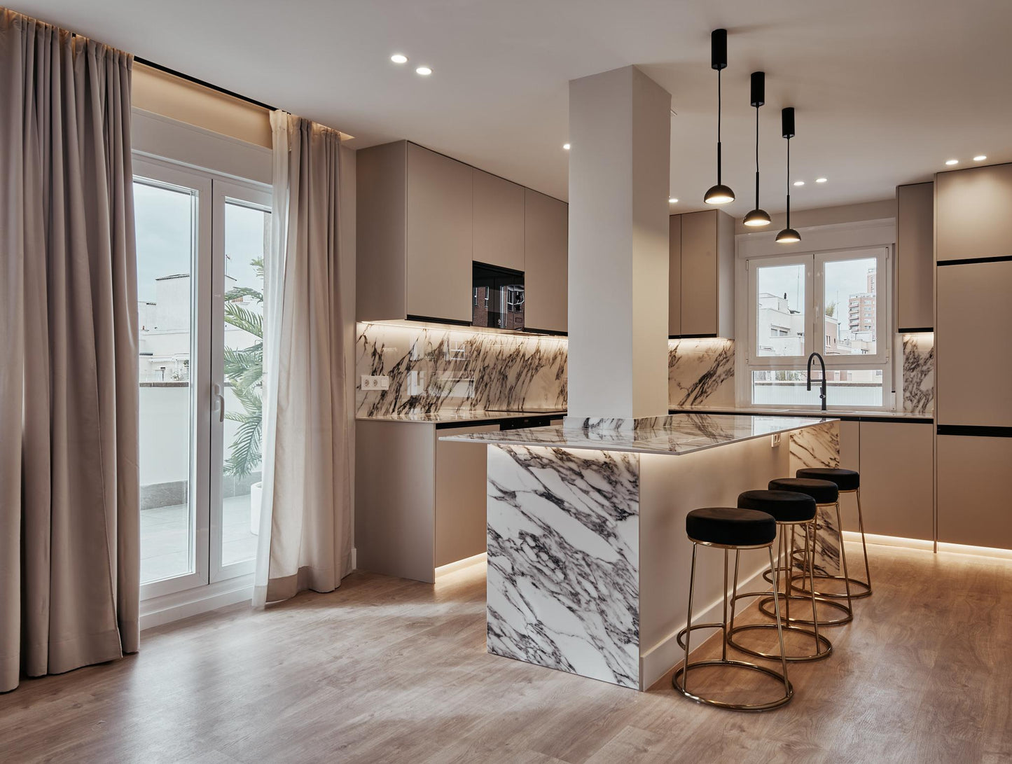 Piso de diseño en Madrid con terraza y altura privilegiada en la calle Maldonado