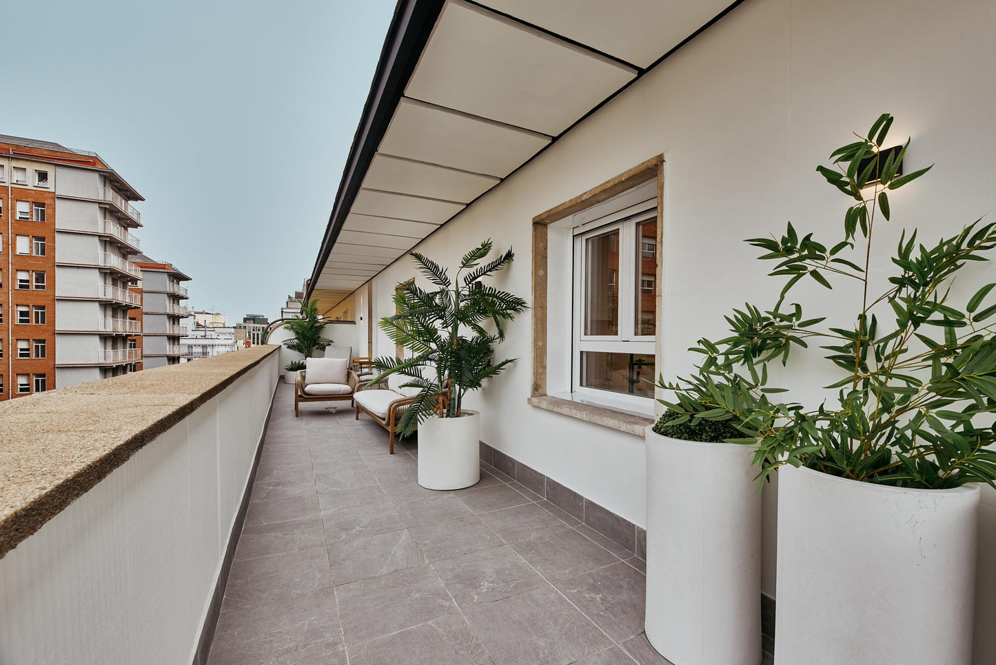 Piso de diseño en Madrid con terraza y altura privilegiada en la calle Maldonado
