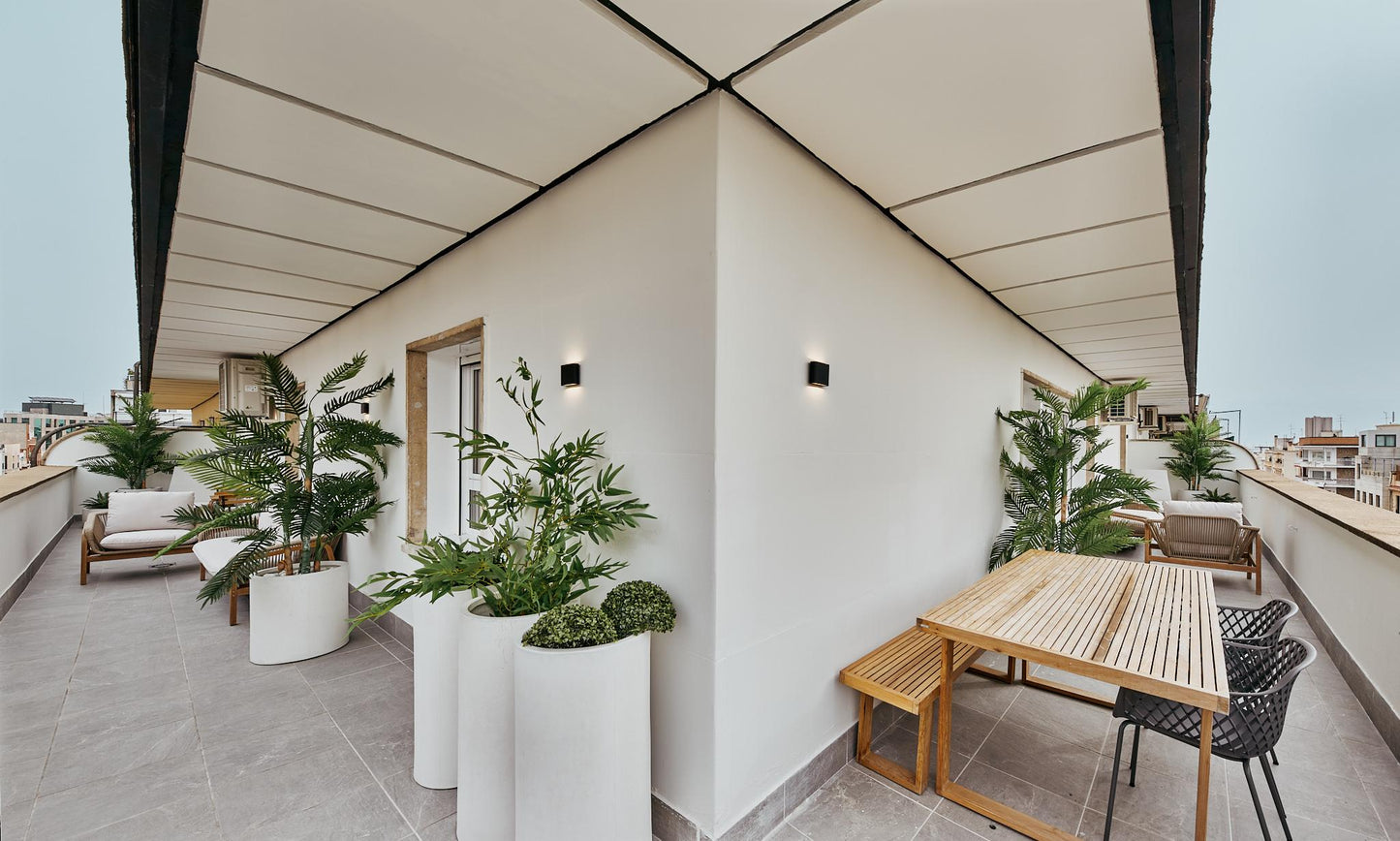 Piso de diseño en Madrid con terraza y altura privilegiada en la calle Maldonado