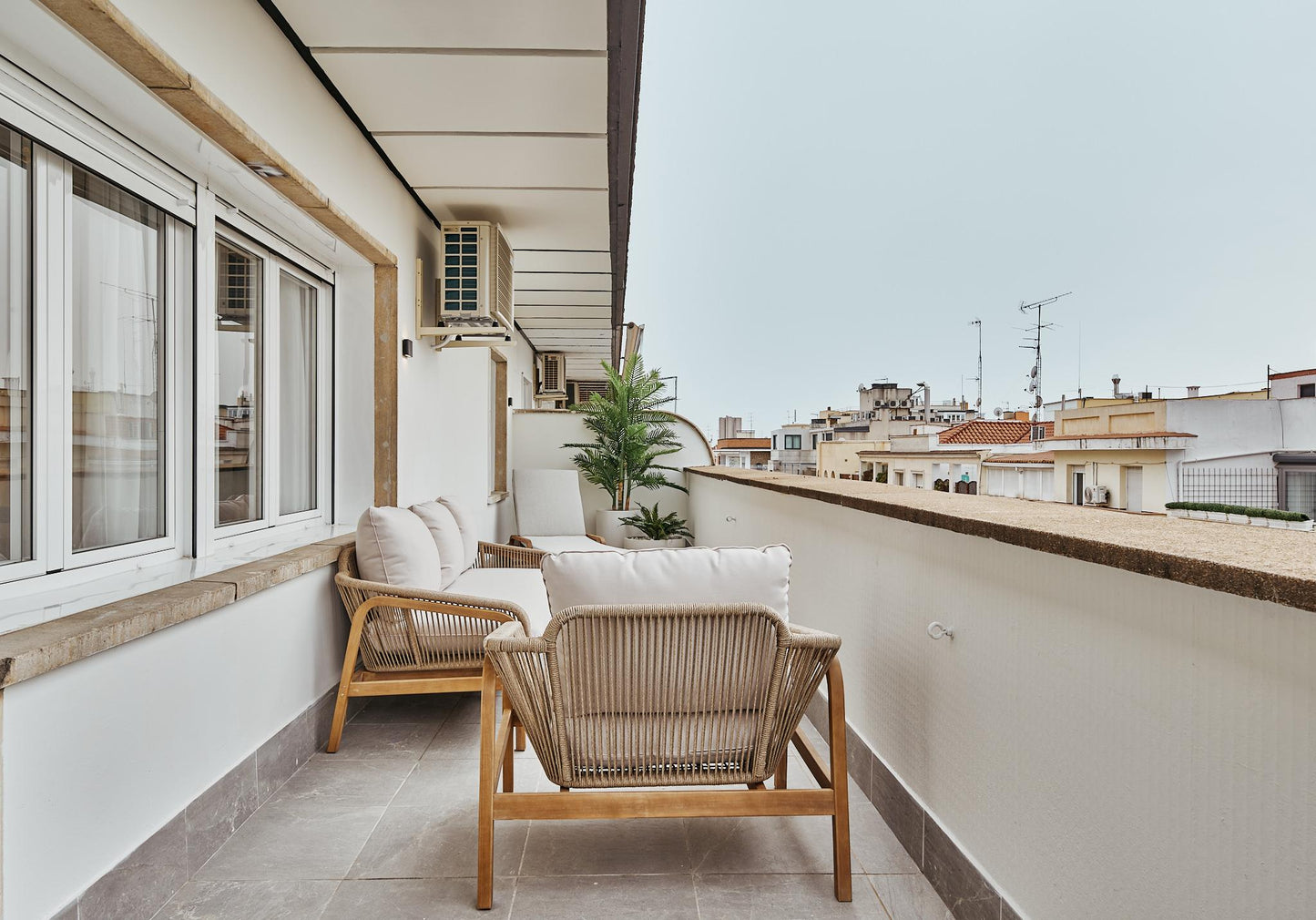 Piso de diseño en Madrid con terraza y altura privilegiada en la calle Maldonado