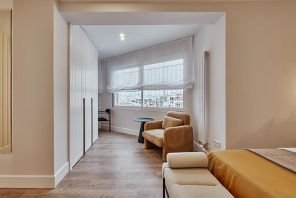 Piso de diseño en Madrid con terraza y vistas despejadas en la calle Alcalá