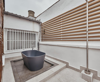 Piso de diseño en Madrid con terraza y vistas despejadas en la calle Alcalá