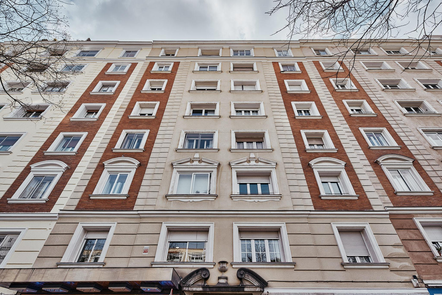 Piso de diseño en Madrid con cocina abierta de diseño en la calle Ibiza