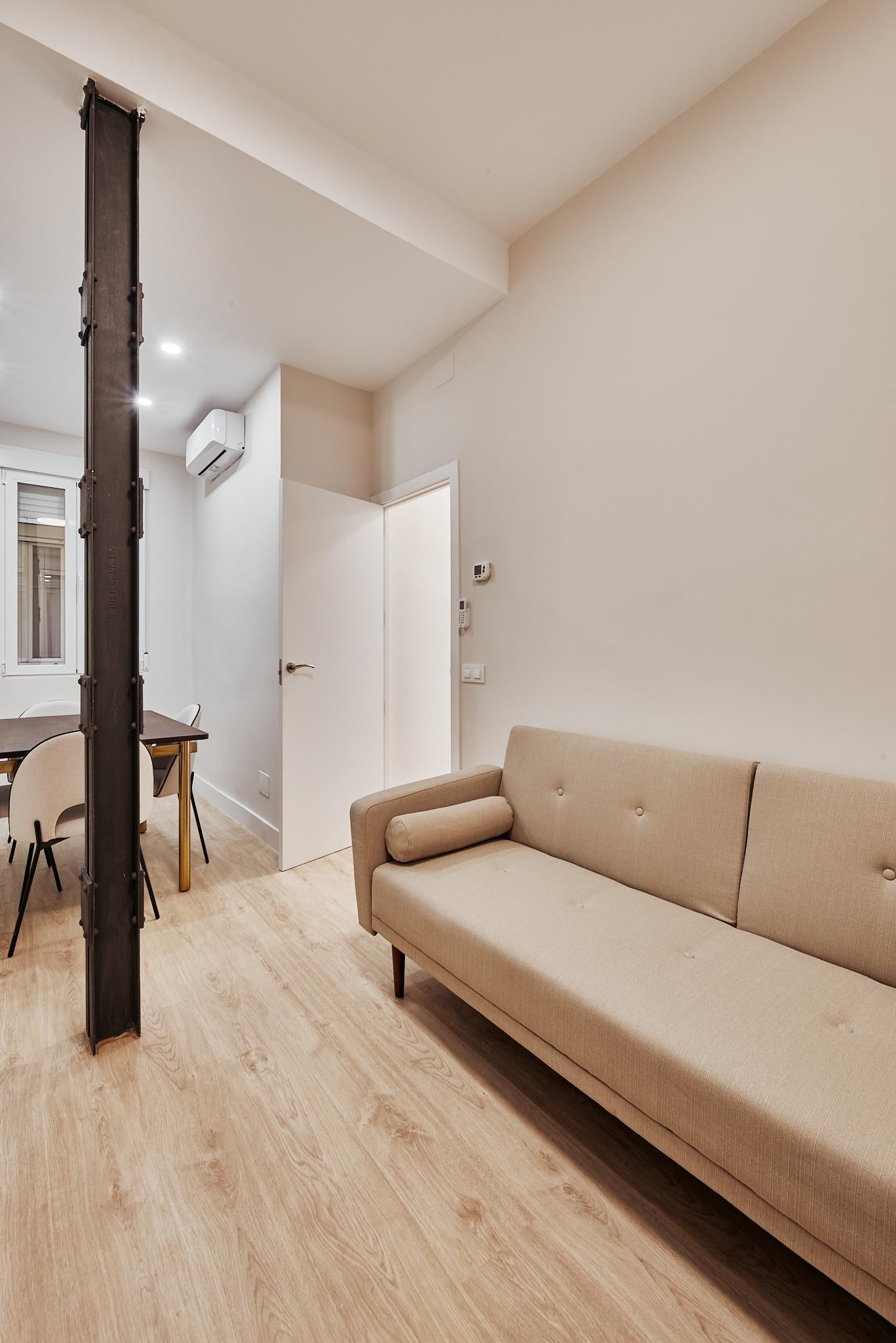 Piso de lujo en Madrid con diseño funcional en la calle Lombia