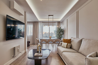 Piso de diseño en Madrid con terrazas privadas en la calle Alcalá