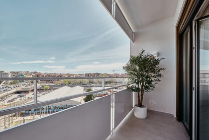 Piso de diseño en Madrid con terrazas privadas en la calle Alcalá