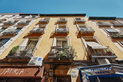 Piso de lujo en Madrid de diseño funcional en la calle Colón