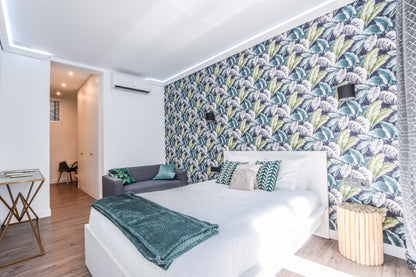 Piso de lujo en Madrid con balcón y cinco suites en Calle Fuencarral