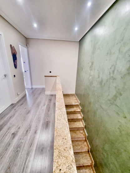 Chalet pareado en Seseña con jardín y piscina privada