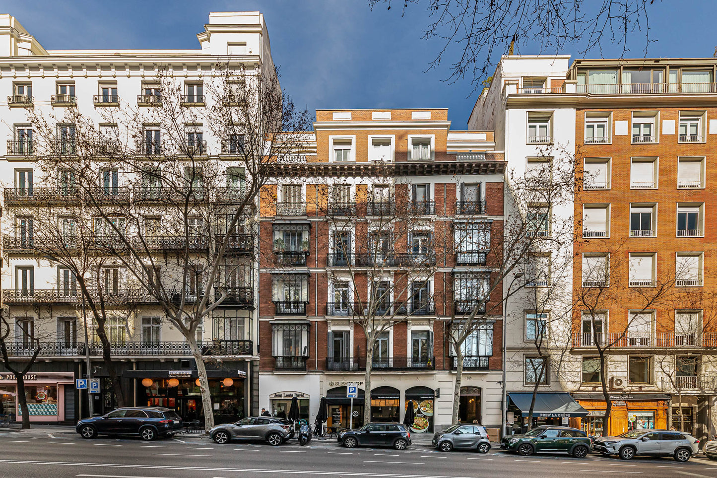 Piso de lujo en Madrid con orientación suroeste en Génova