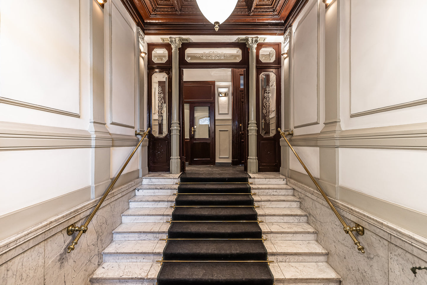 Piso de lujo en Madrid con orientación suroeste en Génova