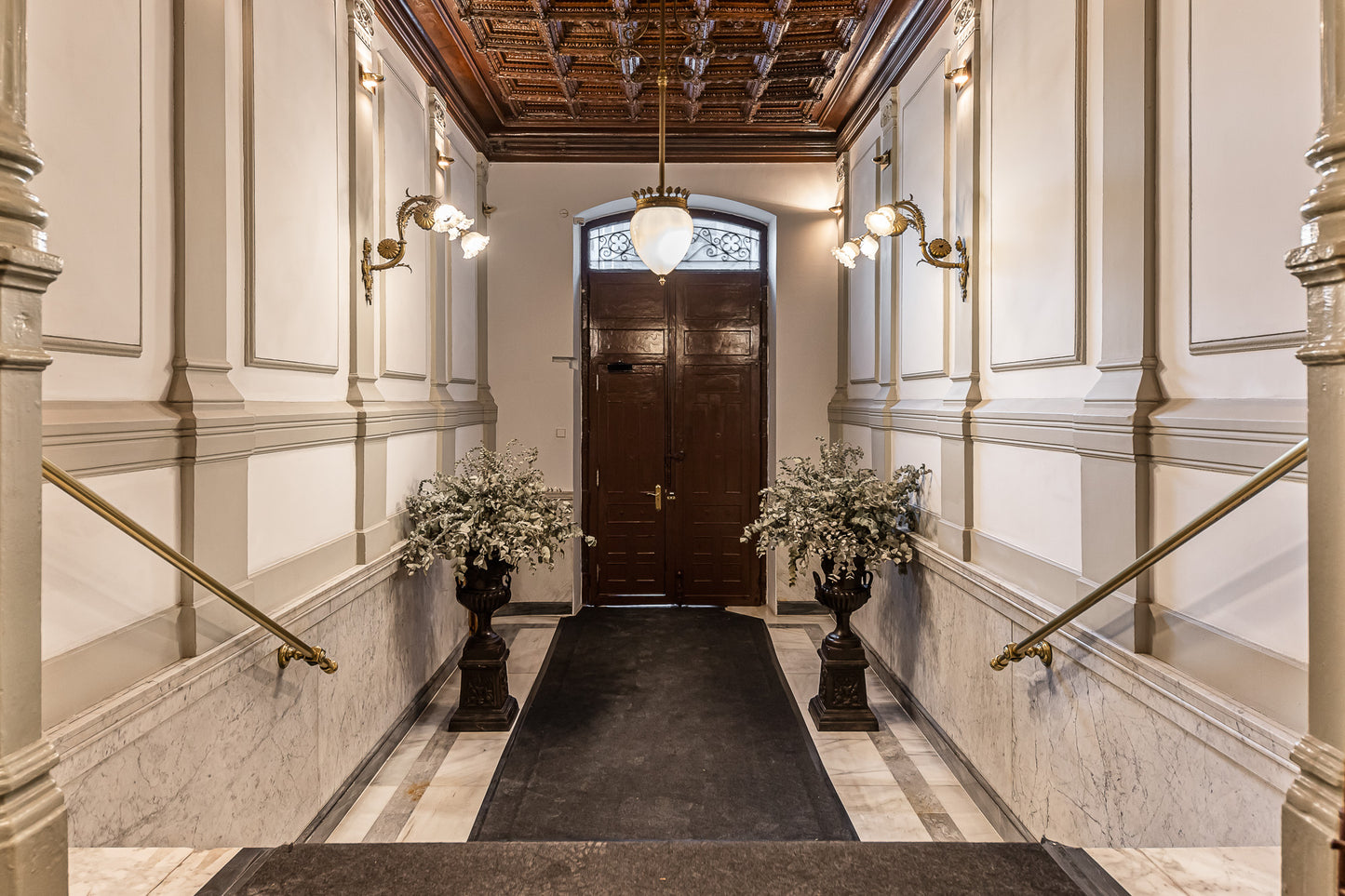 Piso de lujo en Madrid con orientación suroeste en Génova