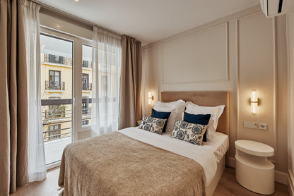 Piso de lujo en Madrid con terraza privada en la calle Ayala