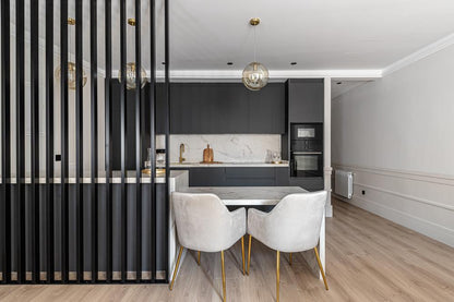 Piso de lujo en Madrid con orientación suroeste en Génova